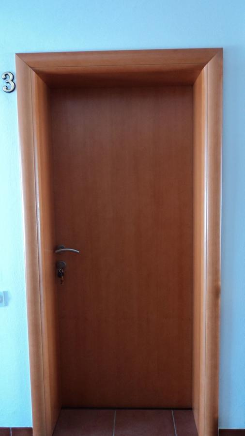 Studio Apartments Ana Ровинь Экстерьер фото